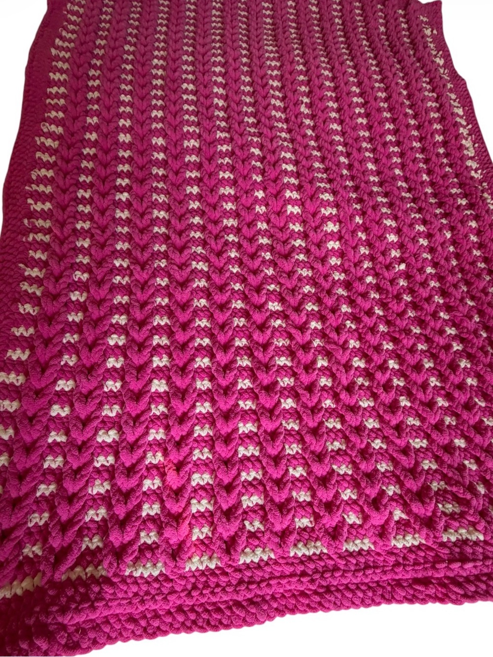 Handmade Chunky Chenille Crochet Blanket Hot Pink White Cozy Throw 57x40 - Picture 6 of 7